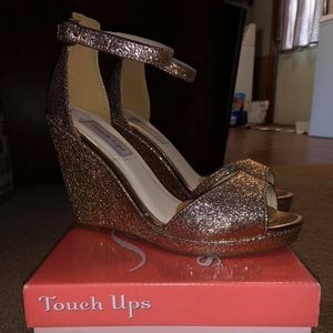 Touch Ups “Holly” size 8